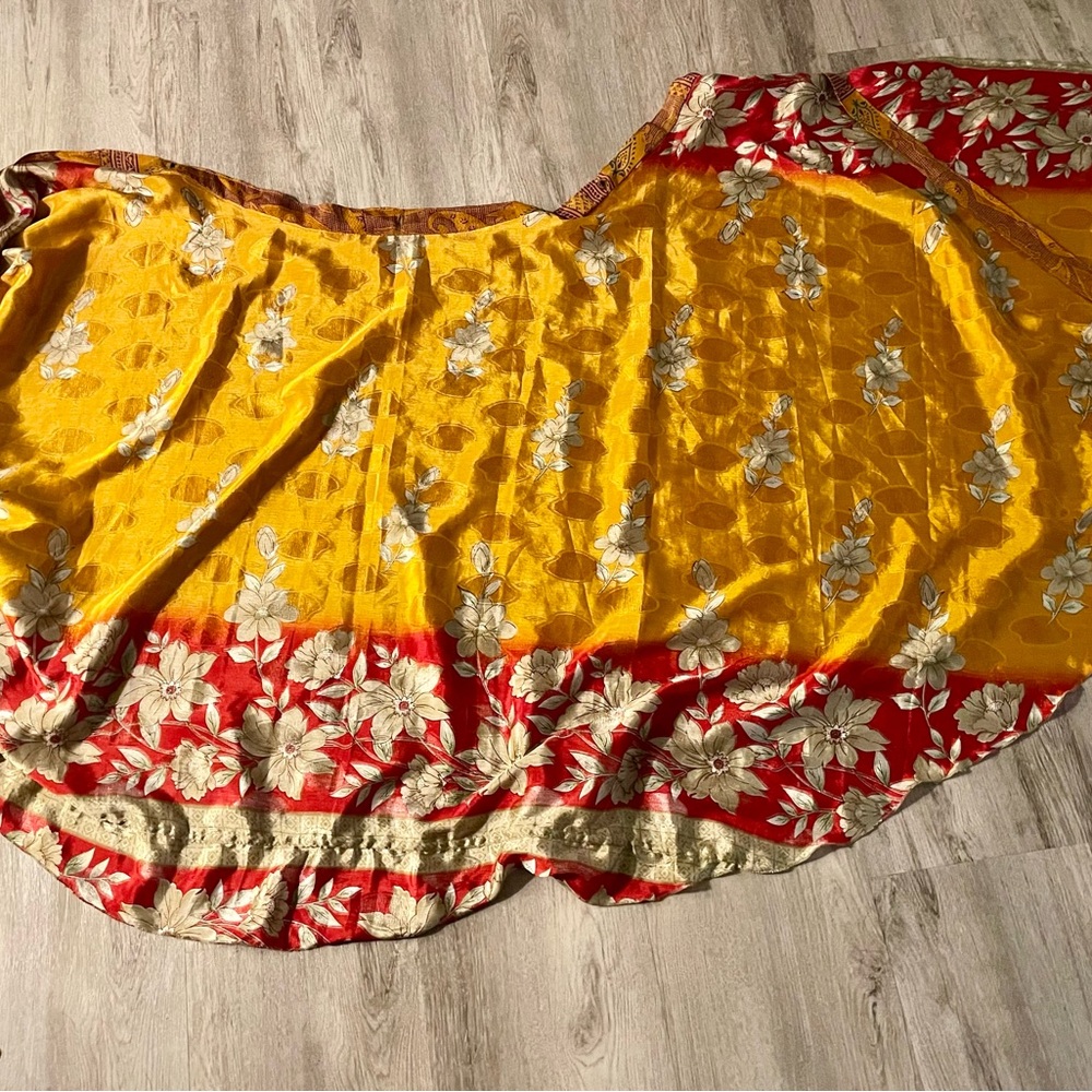Reversible Wrap skirt - wear it multiple ways!